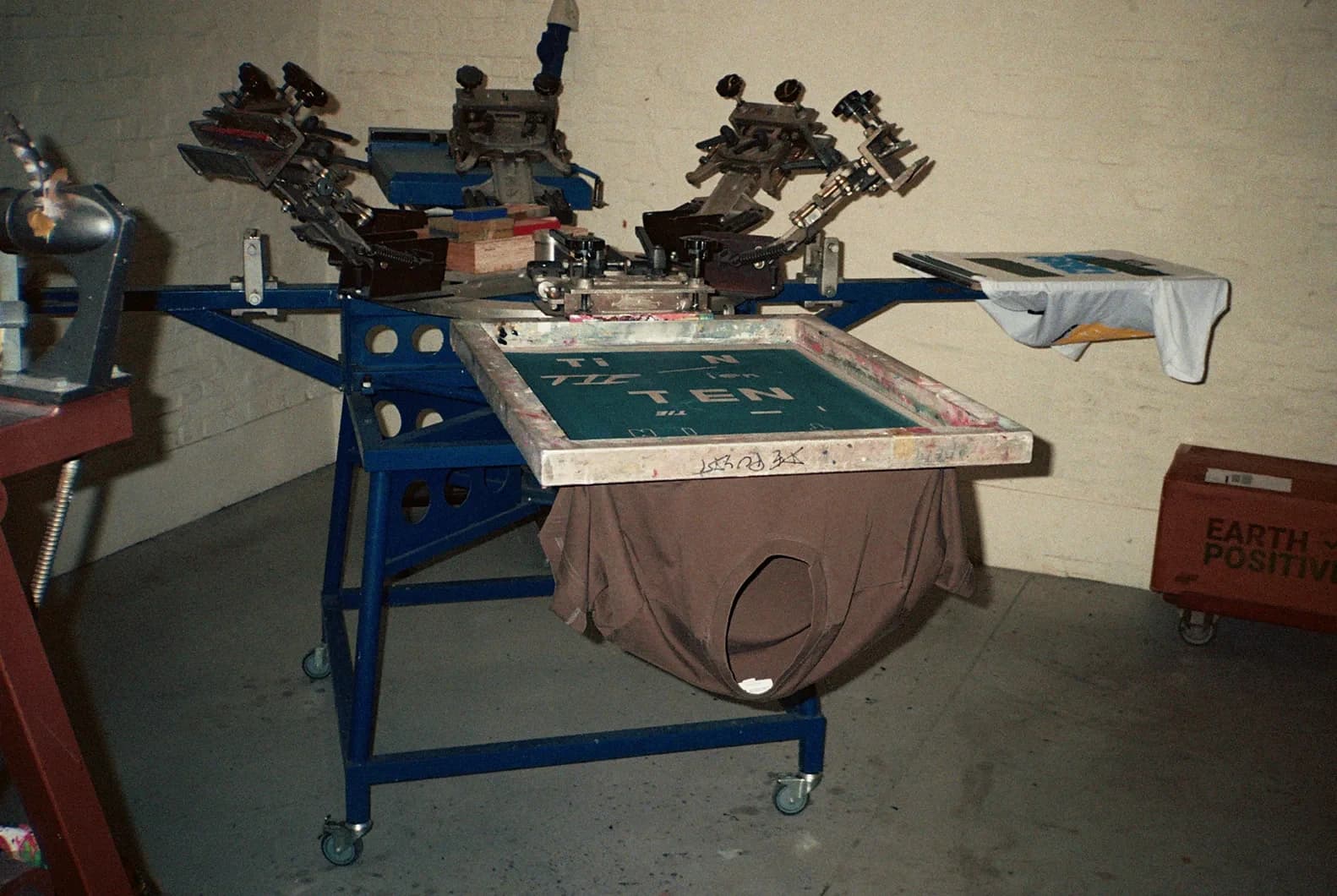 Behind the scenes of Tien clothes production